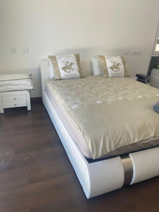 Brand New Villa With Fully Intergrated Air Conditioning & Private Pool, Overlooking Forest Sardan 외부 사진