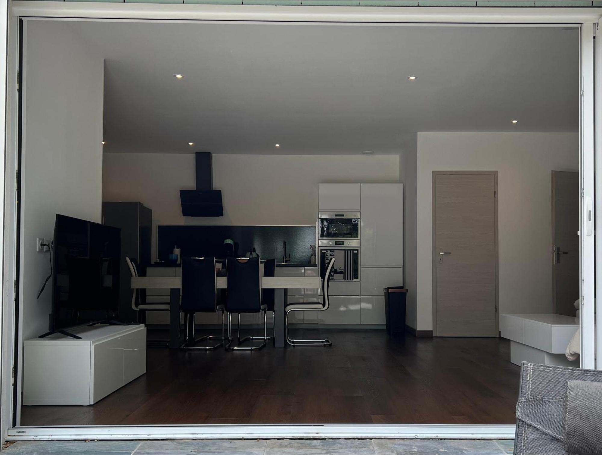 Brand New Villa With Fully Intergrated Air Conditioning & Private Pool, Overlooking Forest Sardan 외부 사진